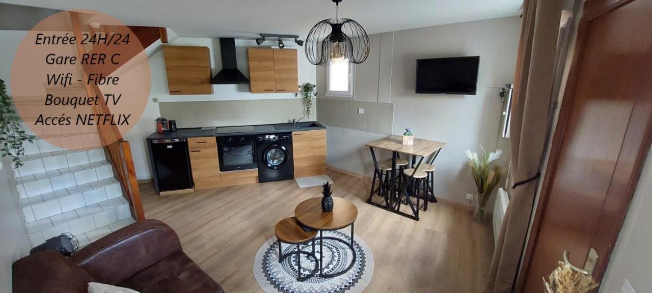Nouveau : Rustik'House - A 2 Pas De La Gare Rer C Breuillet  エクステリア 写真